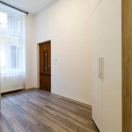 Karikum Large 부다페스트