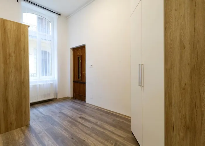 Karikum Large Budapest